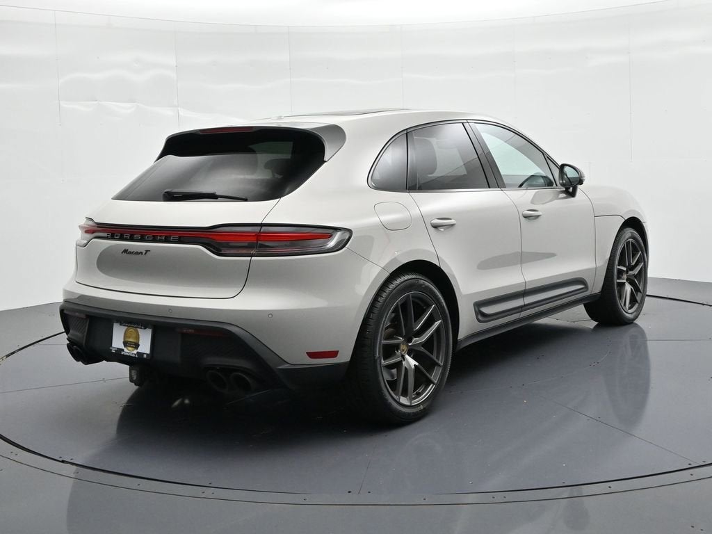 2023 Porsche Macan Base
