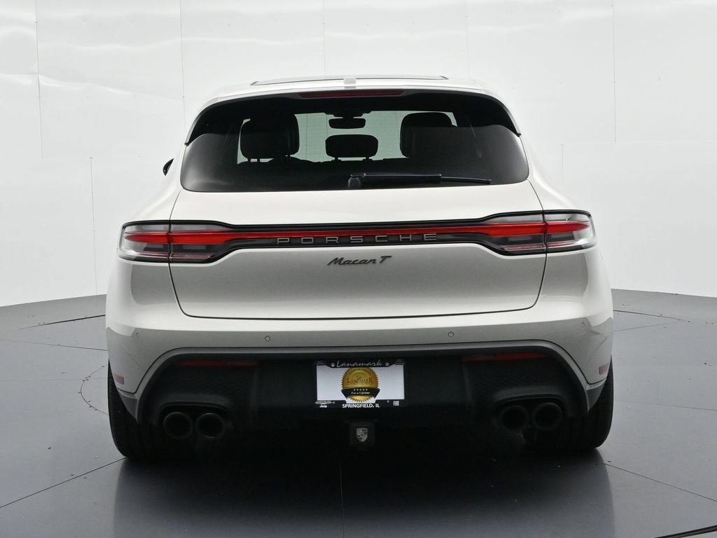2023 Porsche Macan Base