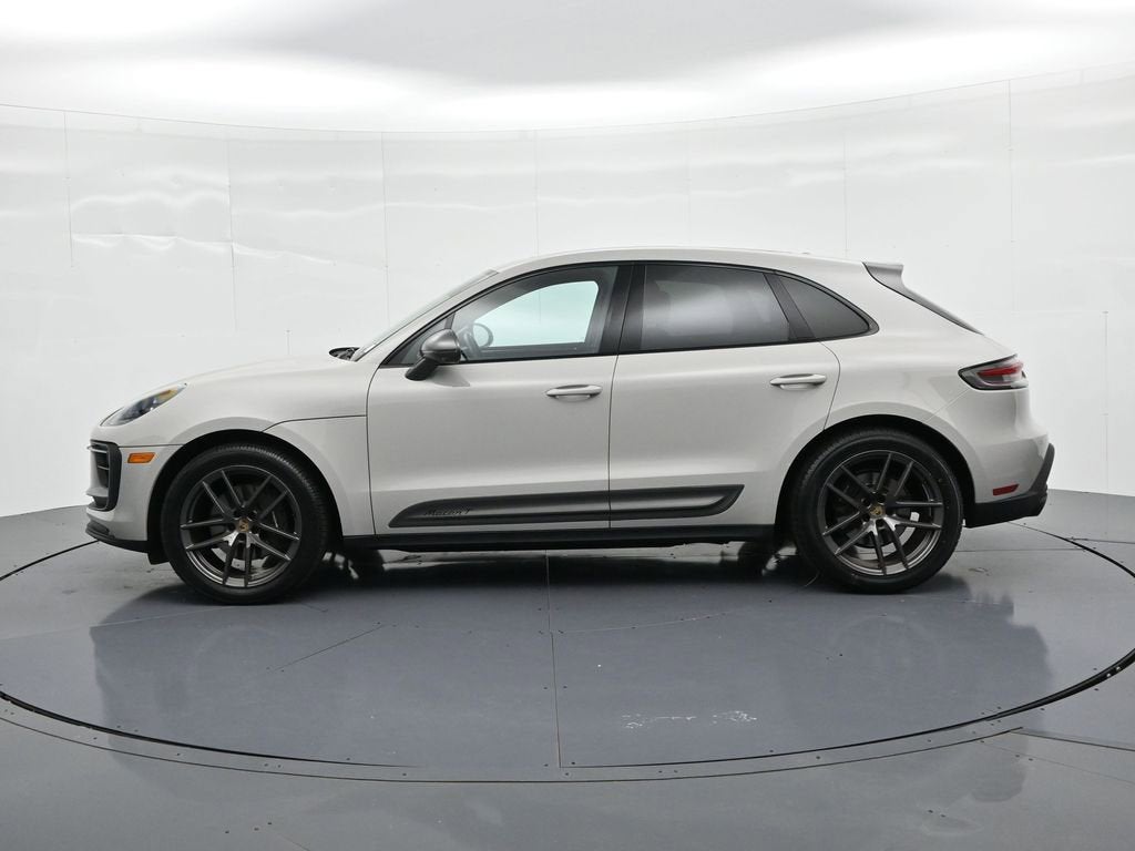 2023 Porsche Macan Base