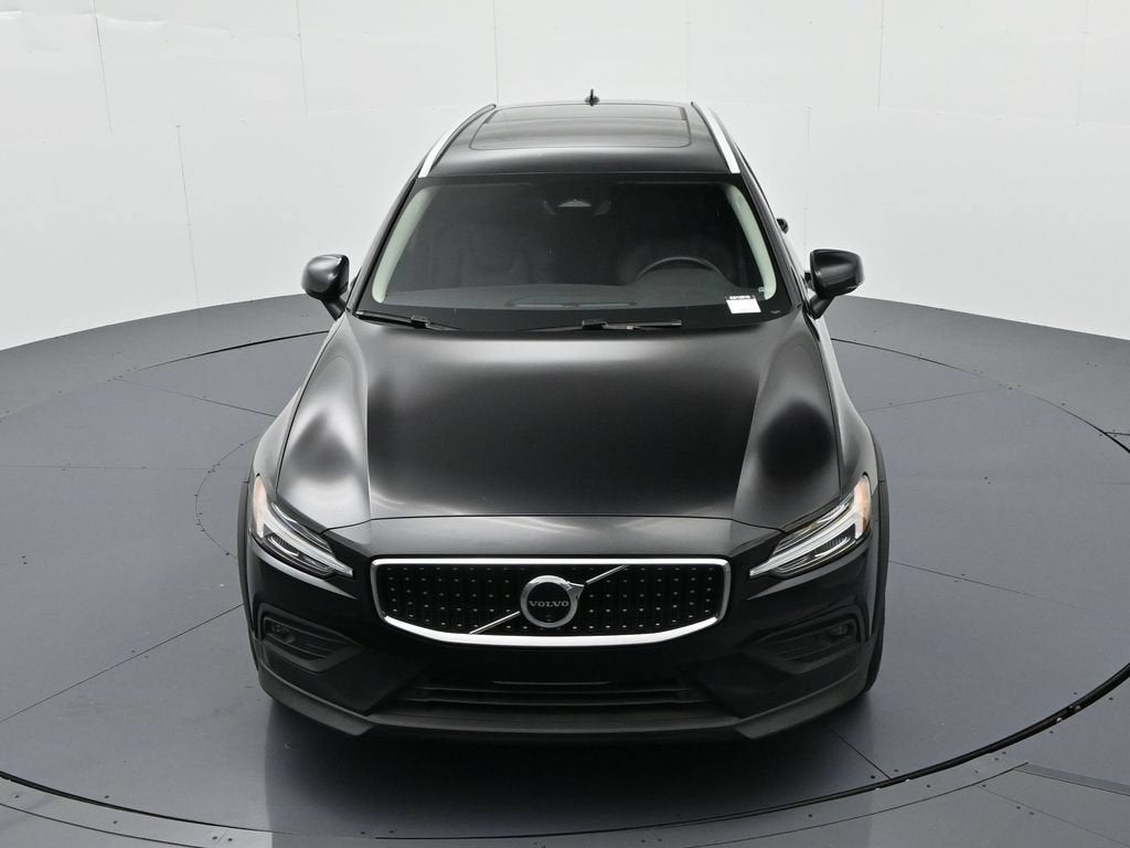 2024 Volvo V60 Cross Country Plus