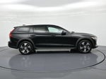 2024 Volvo V60 Cross Country Plus