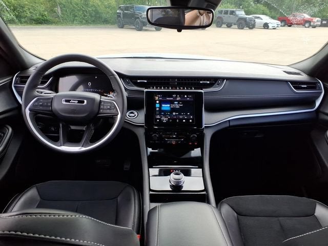 2024 Jeep Grand Cherokee L Altitude