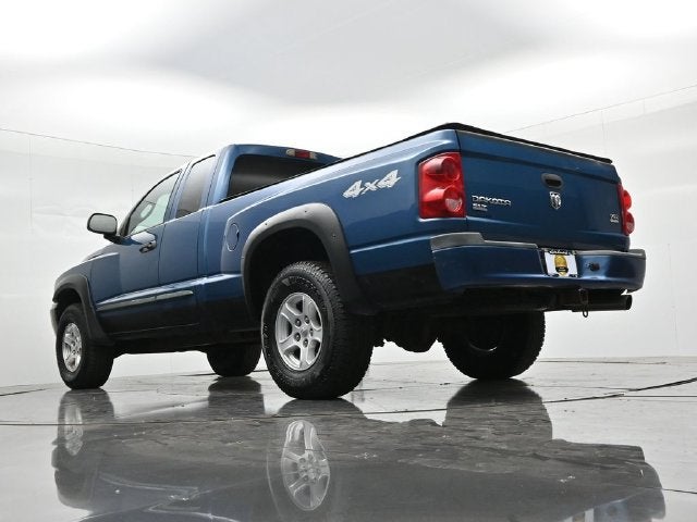 2005 Dodge Dakota SLT