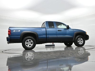 2005 Dodge Dakota SLT