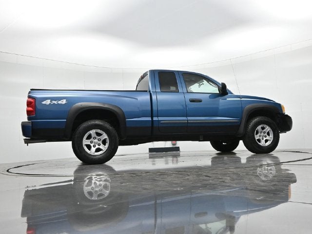 2005 Dodge Dakota SLT
