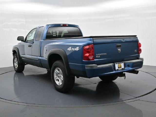 2005 Dodge Dakota SLT