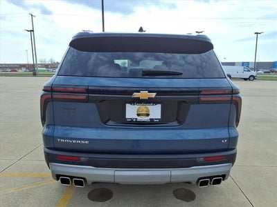 2024 Chevrolet Traverse LT