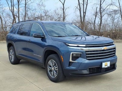 2024 Chevrolet Traverse LT