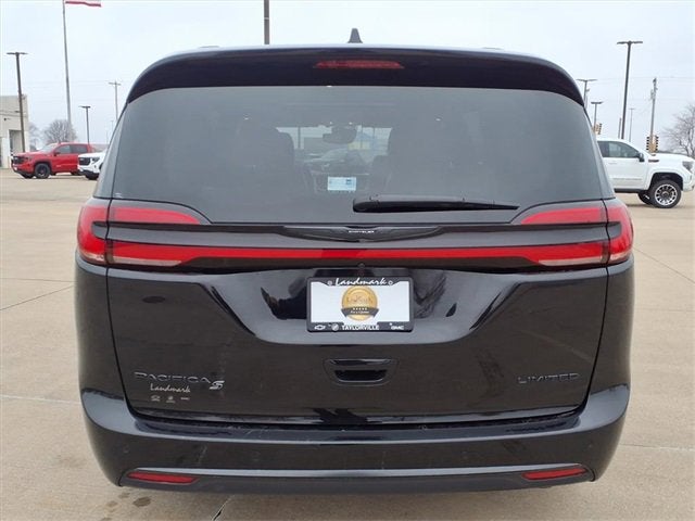 2025 Chrysler Pacifica Limited
