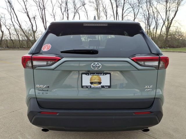 2023 Toyota RAV4 XLE