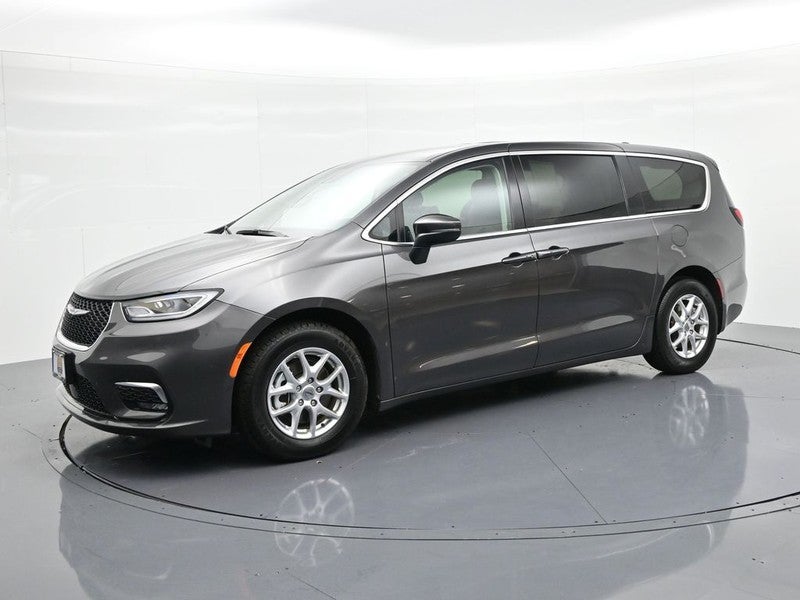 2023 Chrysler Pacifica Touring L FWD