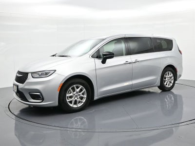 2024 Chrysler Pacifica Touring L FWD
