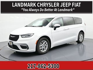 2023 Chrysler Pacifica Touring L FWD