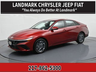 2024 Hyundai Elantra SEL IVT