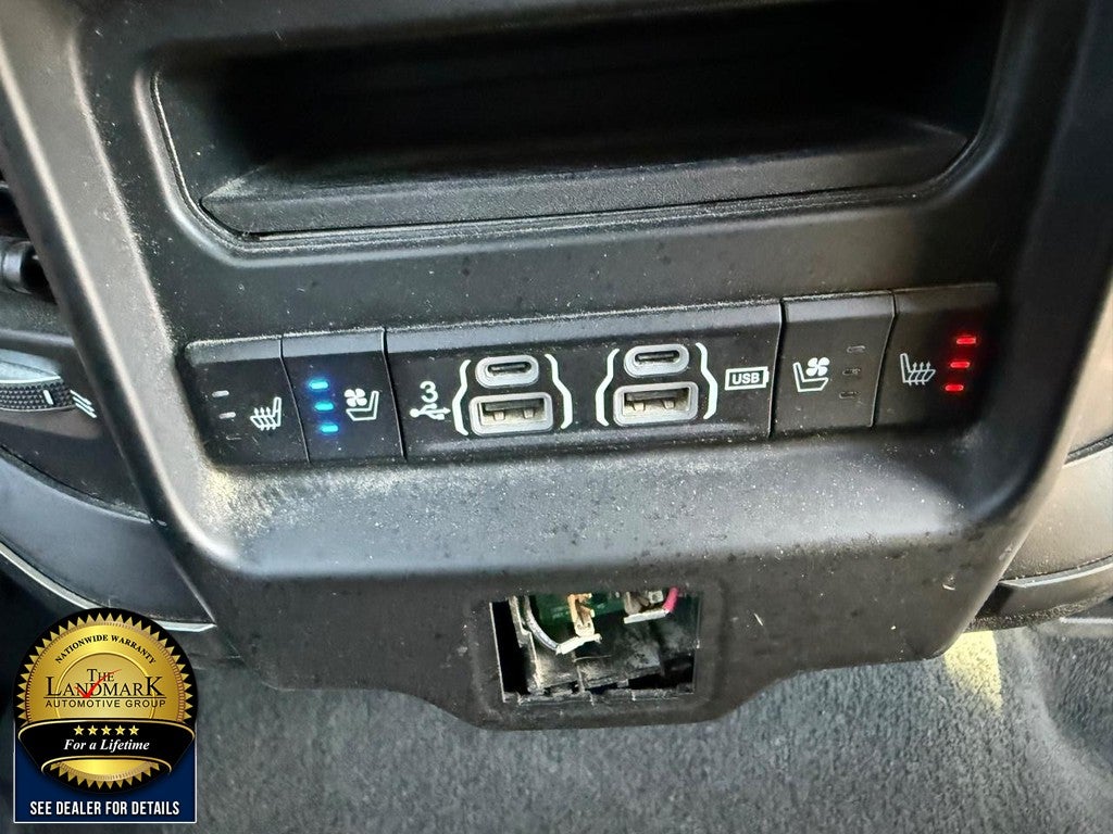 2019 RAM 1500 Limited 4x4 Crew Cab 5'7" Box