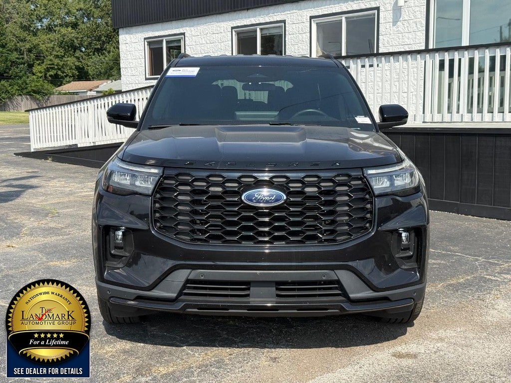 2025 Ford Explorer ST-Line 4WD