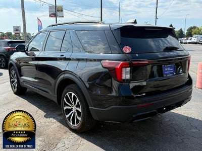 2025 Ford Explorer ST-Line 4WD