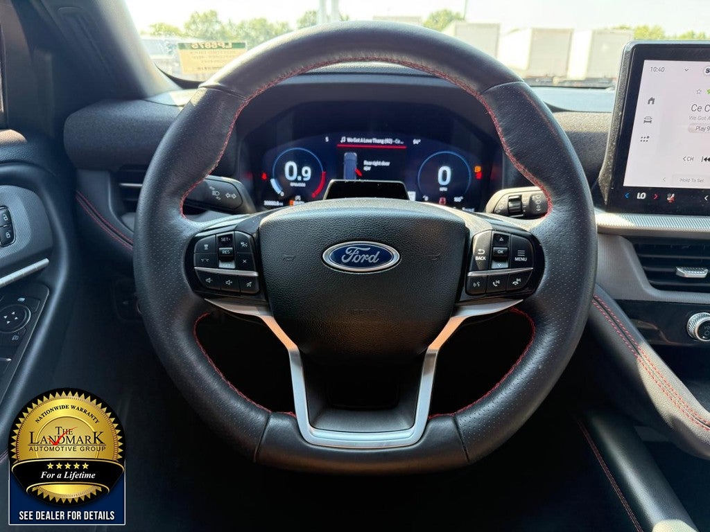 2025 Ford Explorer ST-Line 4WD