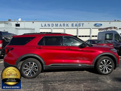 2025 Ford Explorer ST-Line 4WD