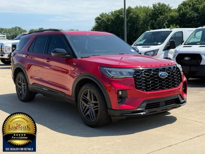 2025 Ford Explorer ST-Line 4WD