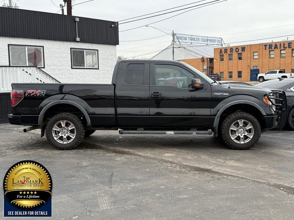2013 Ford F-150 4WD SuperCab 145" FX4