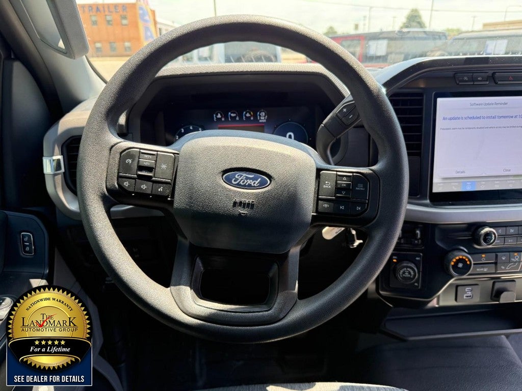 2024 Ford F-150 XL 4WD Reg Cab 8' Box