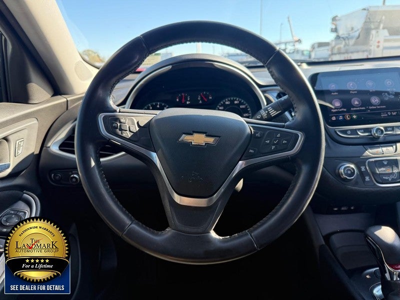 2022 Chevrolet Malibu 4dr Sdn RS