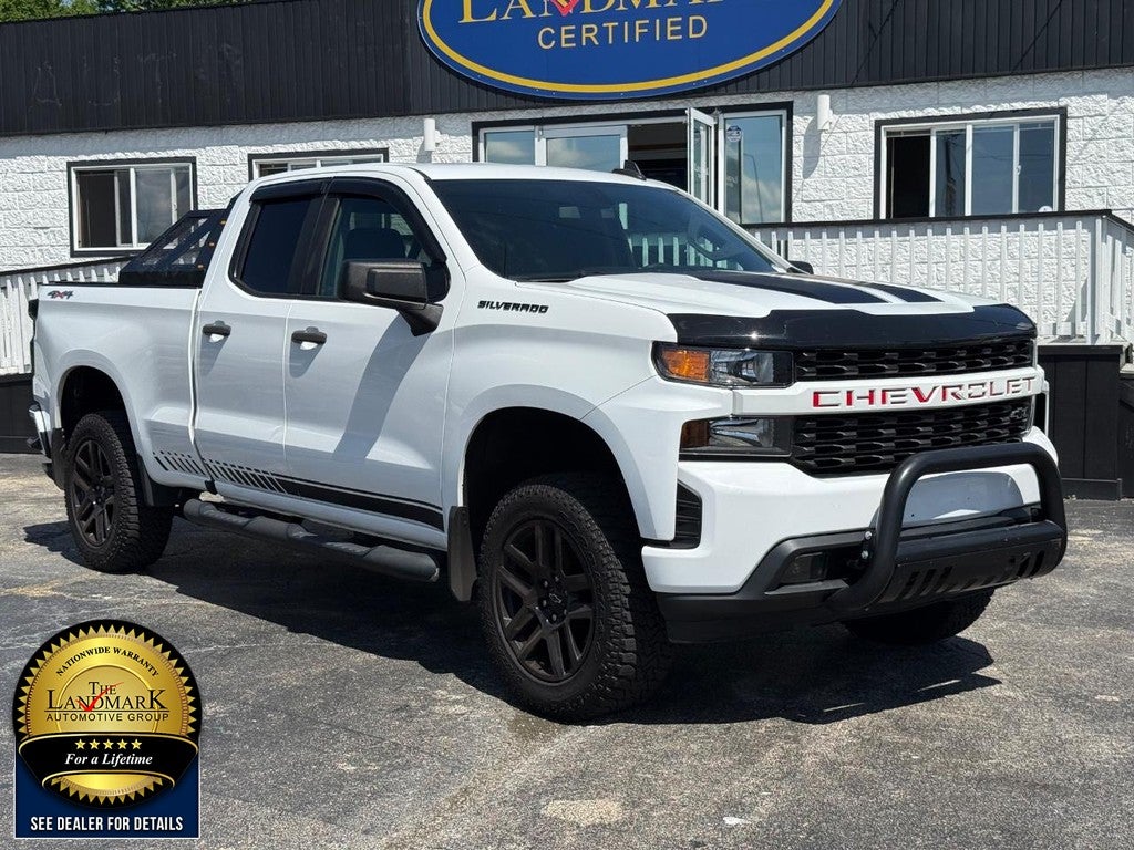 2020 Chevrolet Silverado 1500 4WD Double Cab 147" Custom