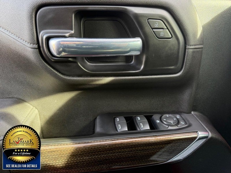 2022 Chevrolet Silverado 1500 LTD 4WD Crew Cab 147" RST