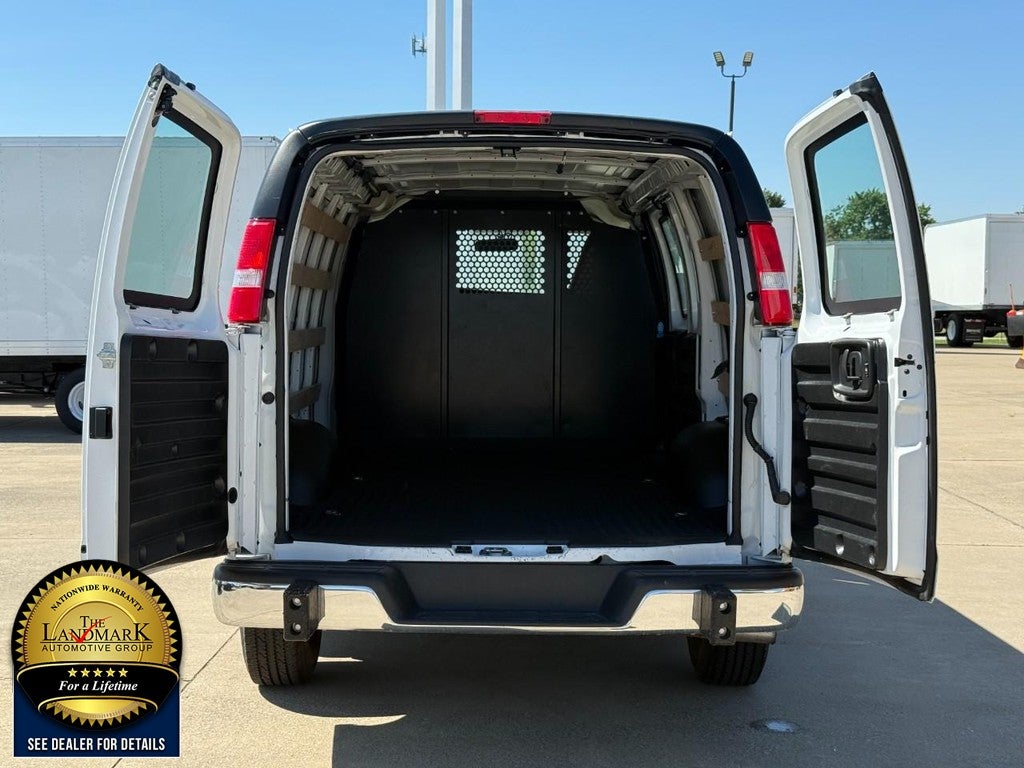 2024 Chevrolet Express Cargo Van RWD 2500 135"