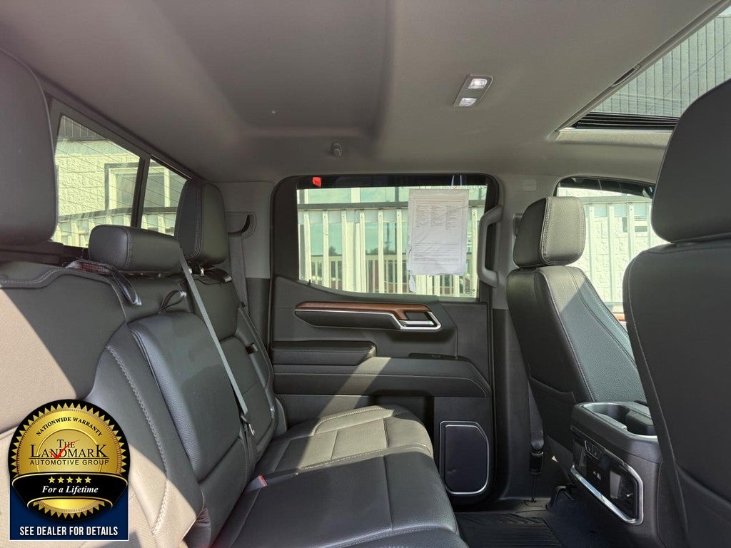 2023 GMC Sierra 1500 4WD Crew Cab 147" Denali