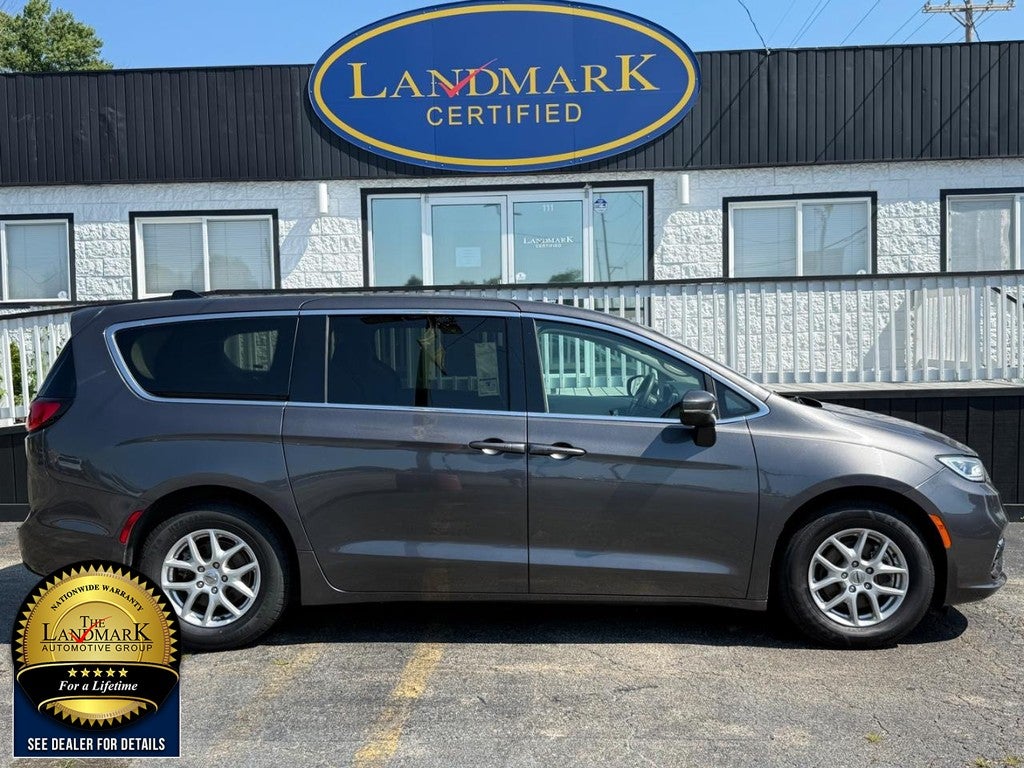 2023 Chrysler Pacifica Touring L FWD