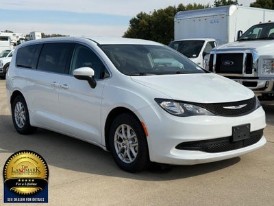 2023 Chrysler Voyager LX FWD