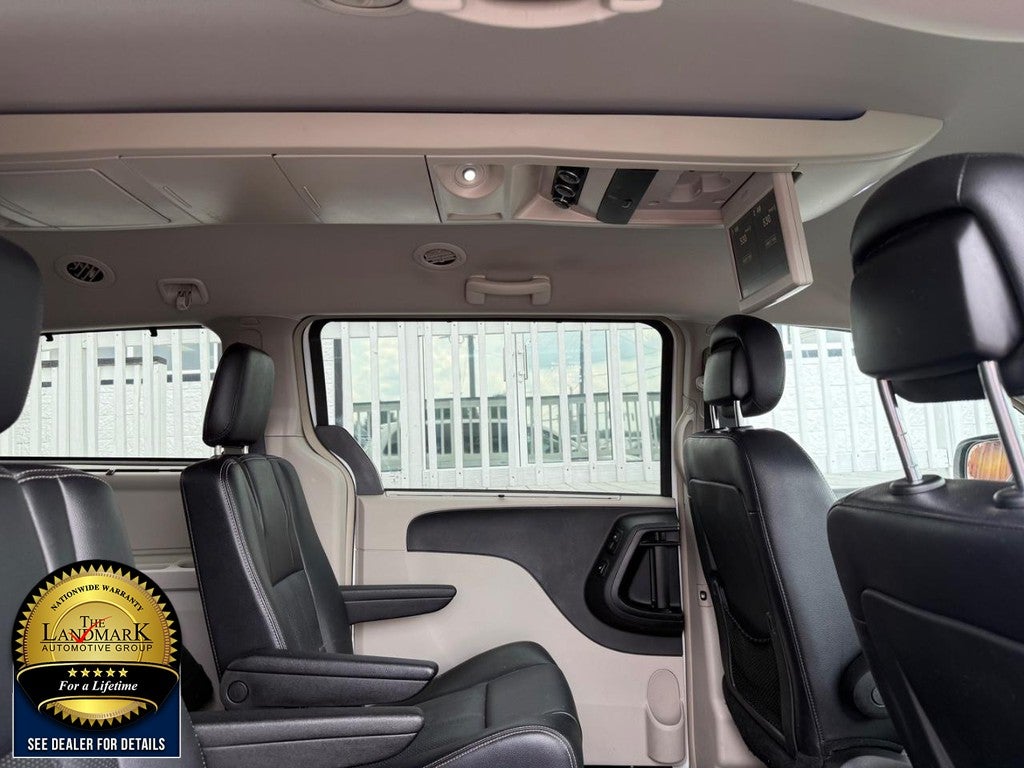2015 Chrysler Town & Country 4dr Wgn Touring-L