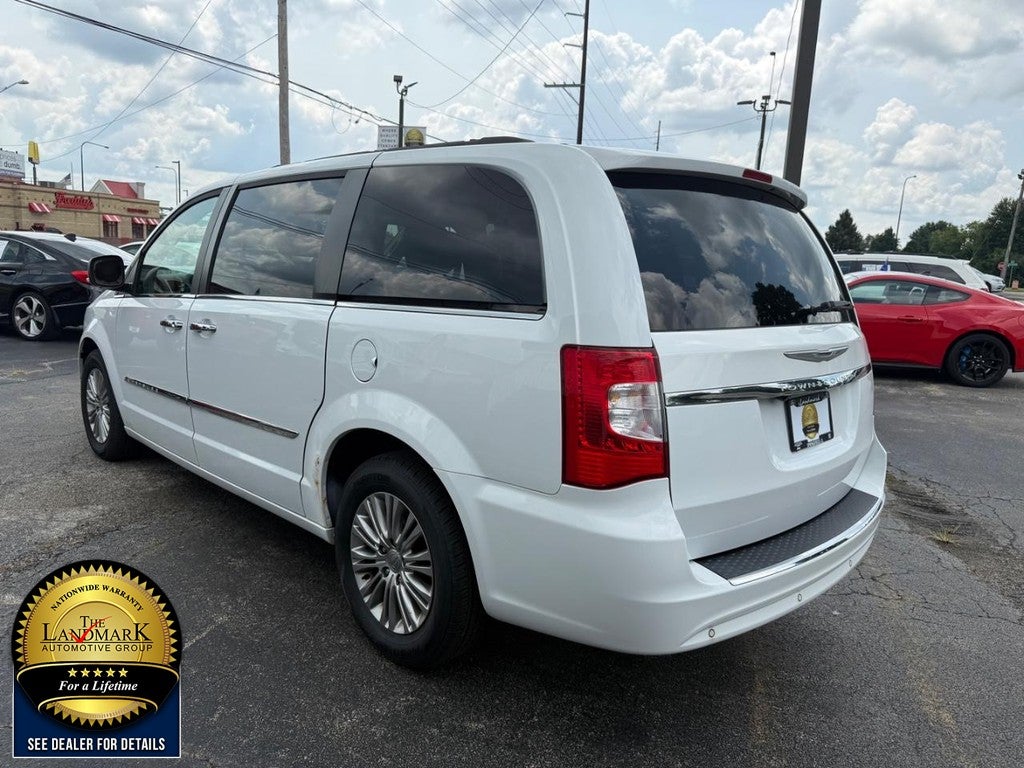 2015 Chrysler Town & Country 4dr Wgn Touring-L