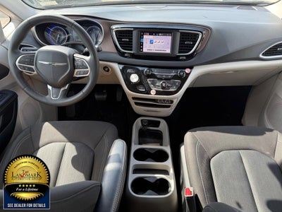 2023 Chrysler Voyager LX FWD