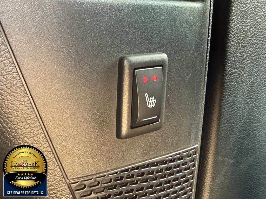 2025 Chrysler Pacifica Limited FWD