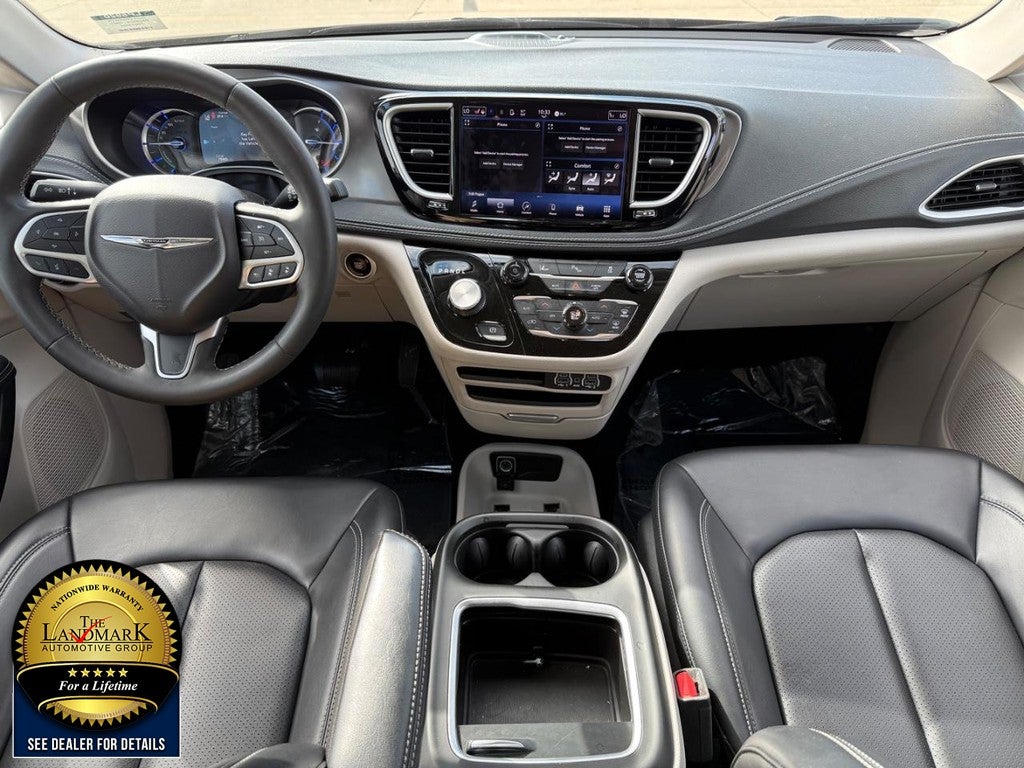 2023 Chrysler Pacifica Hybrid Touring L FWD
