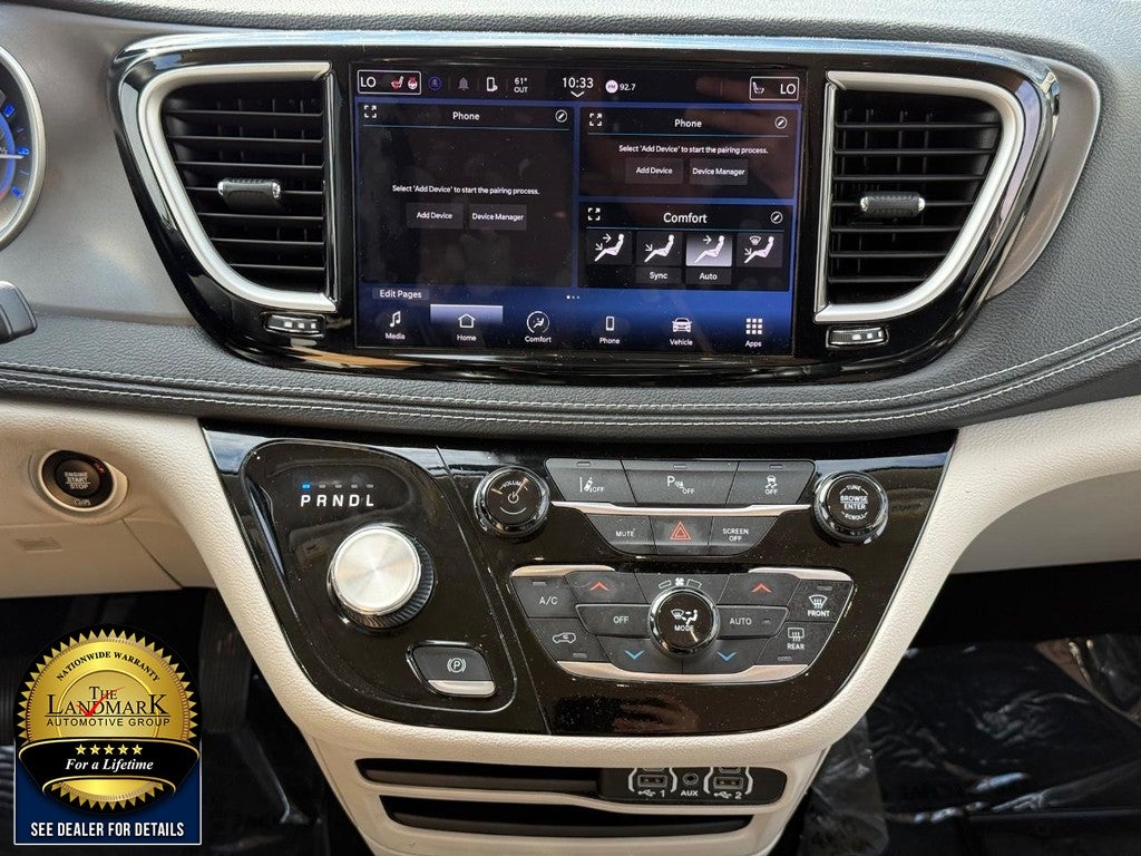 2023 Chrysler Pacifica Hybrid Touring L FWD