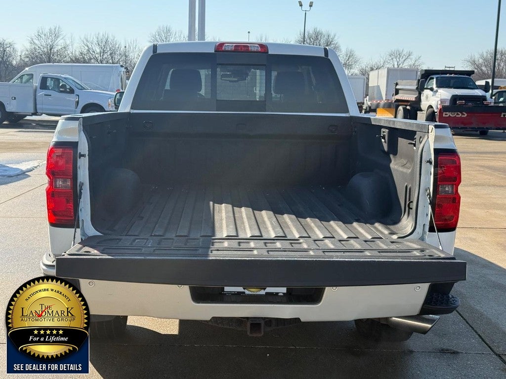 2014 Chevrolet Silverado 1500 4WD Crew Cab 143.5" High Country
