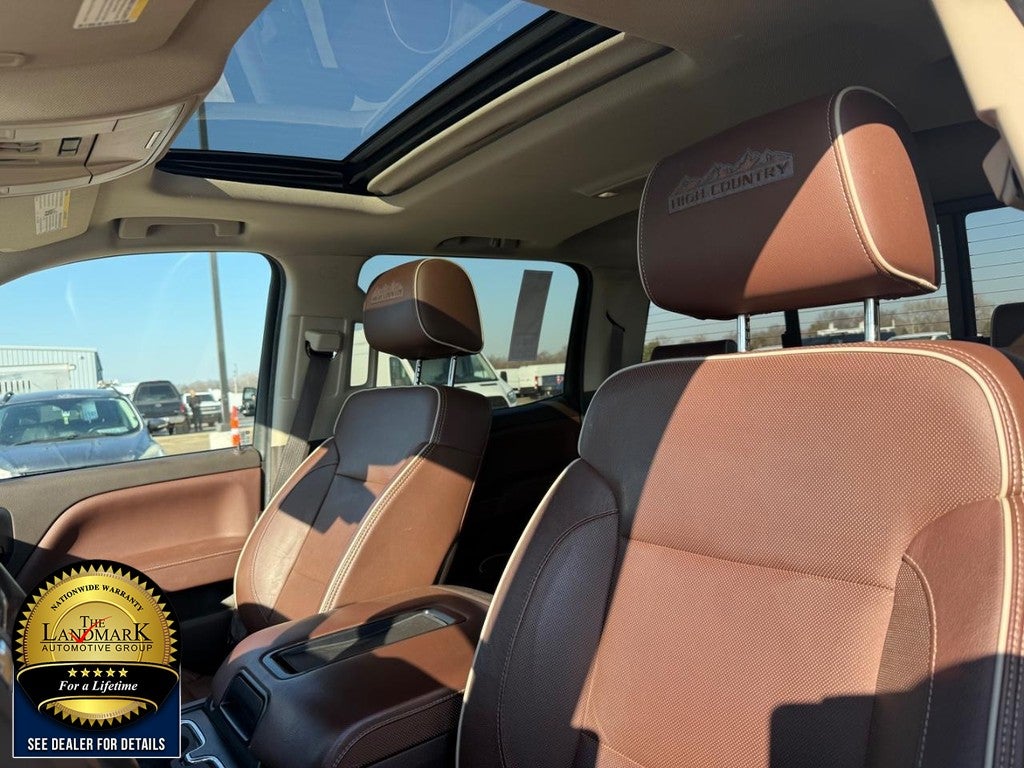 2014 Chevrolet Silverado 1500 4WD Crew Cab 143.5" High Country