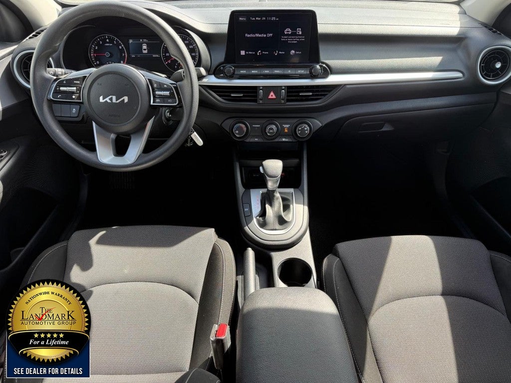 2024 Kia Forte LX IVT