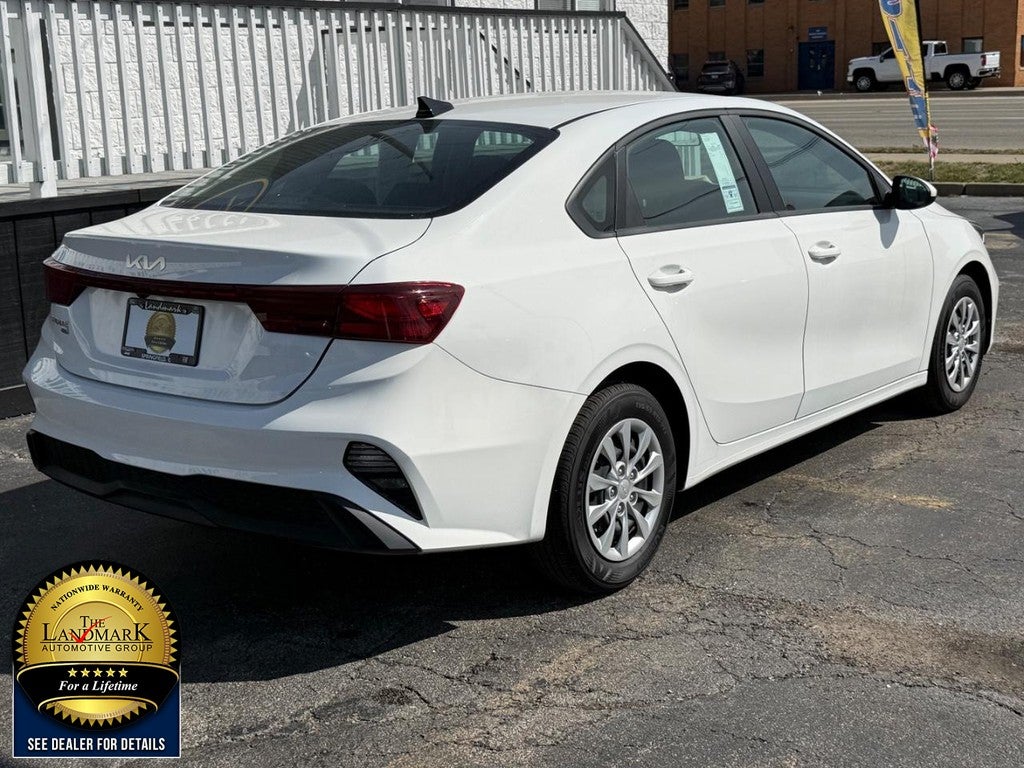 2024 Kia Forte LX IVT