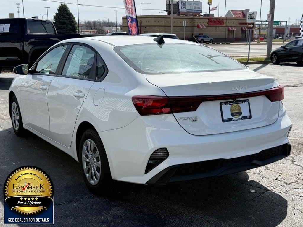 2024 Kia Forte LX IVT