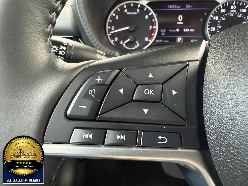 2025 Nissan Sentra SV CVT