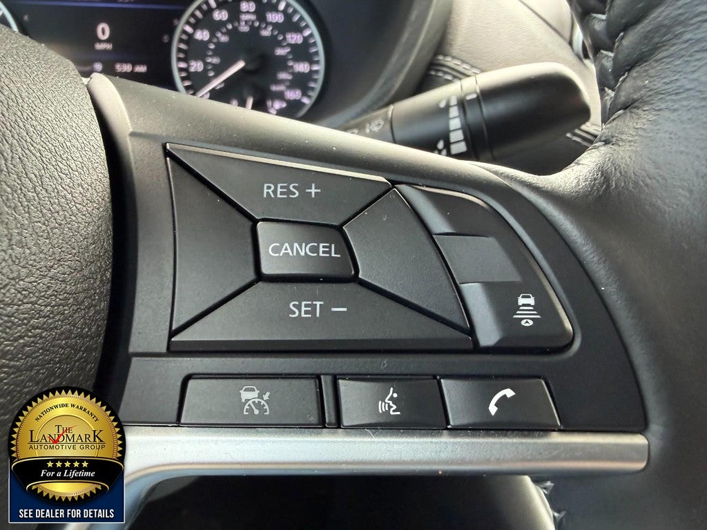 2025 Nissan Sentra SV CVT