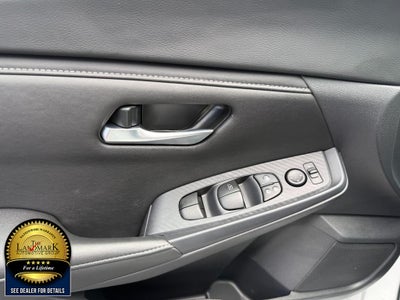 2025 Nissan Sentra SV CVT