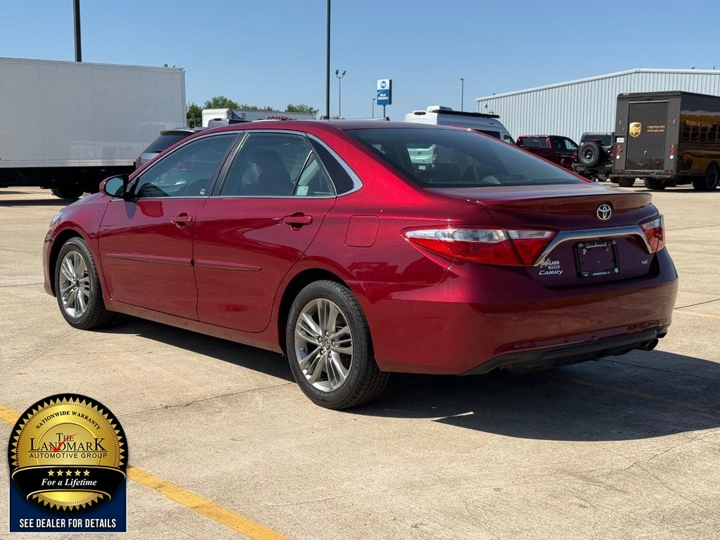2015 Toyota Camry 4dr Sdn I4 Auto SE (Natl)