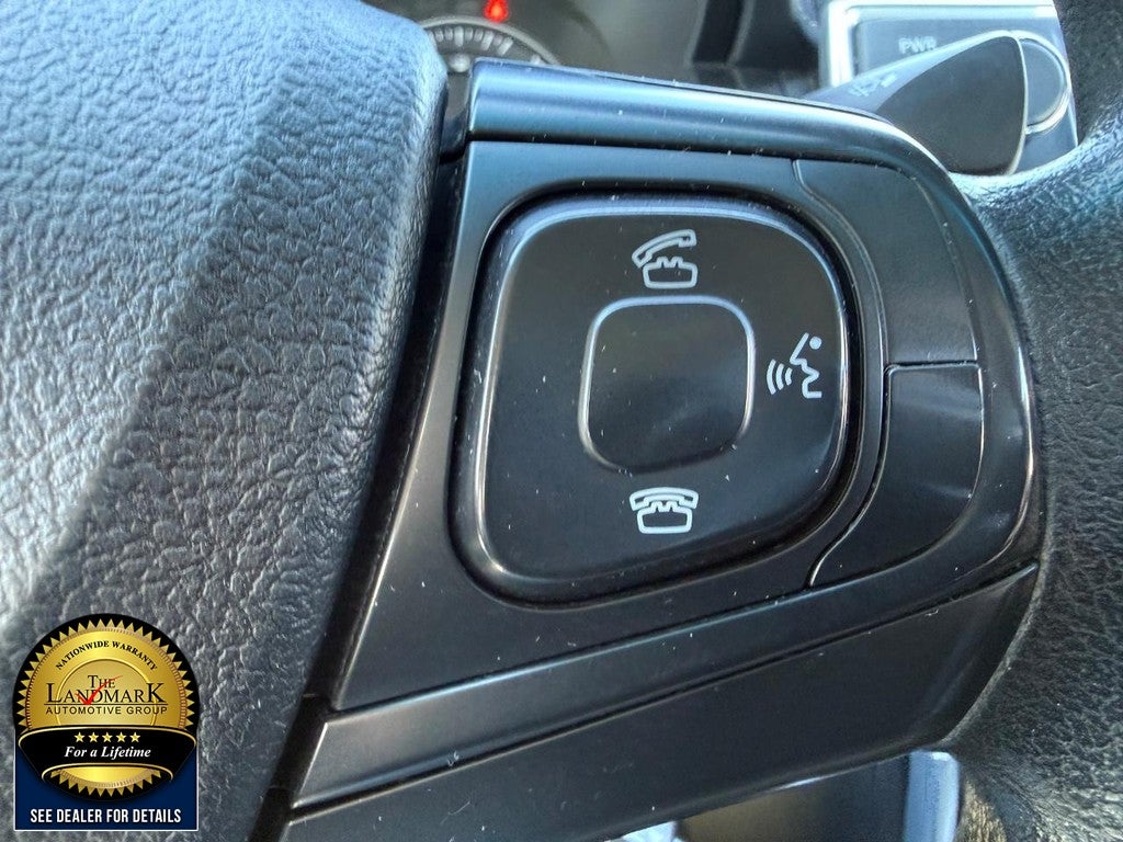 2015 Toyota Camry 4dr Sdn I4 Auto LE (Natl)