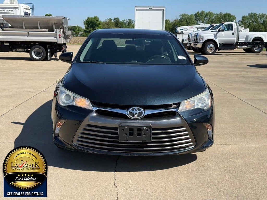 2015 Toyota Camry 4dr Sdn I4 Auto LE (Natl)